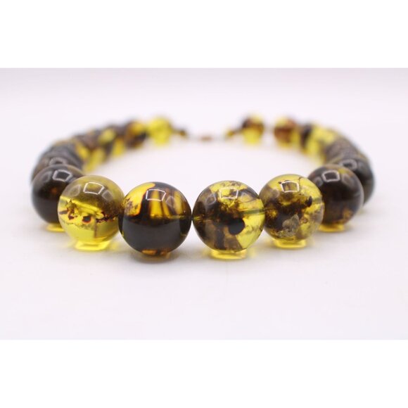 Vintage Lucite Faux Baltic Amber Large Bead 18" Necklace Gold-Tone Barrel Clasp - Picture 7 of 12